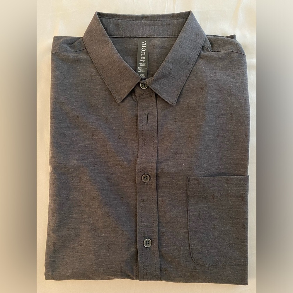 Vuori Button Down - Size Large - Brand New